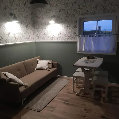 Nad Jeziorem Chlop Lipiany